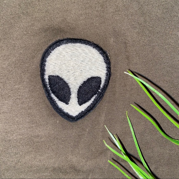 Alien Embroidered Tee - Picture 3 of 4